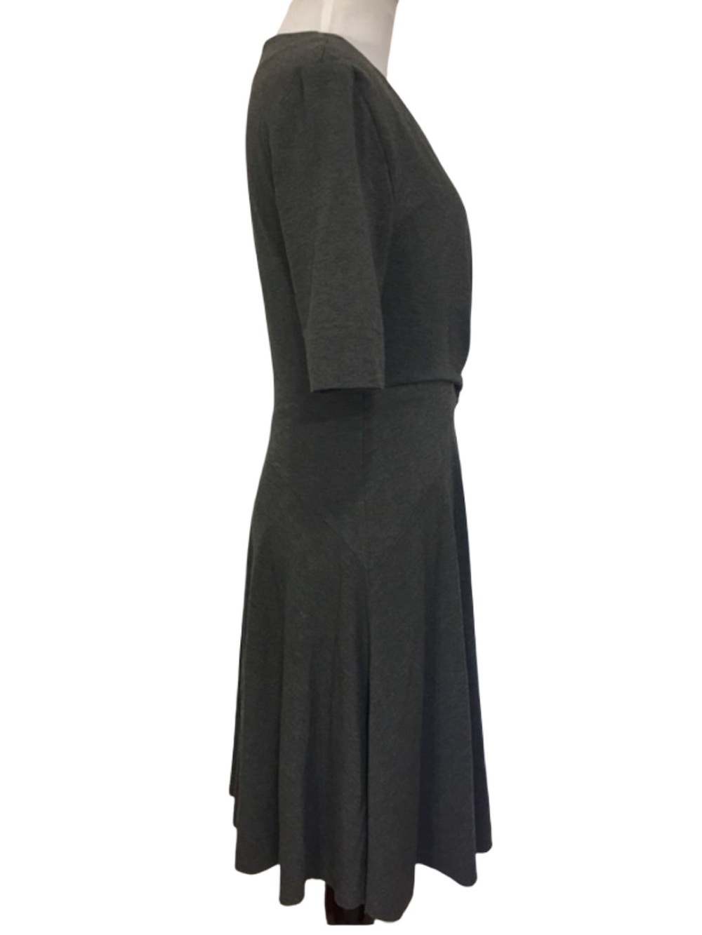 M.M Lafleur The Jenny Dress 2.0 Twist Front Jersey Dress NWT Charcoal Gray - Picture 4 of 7